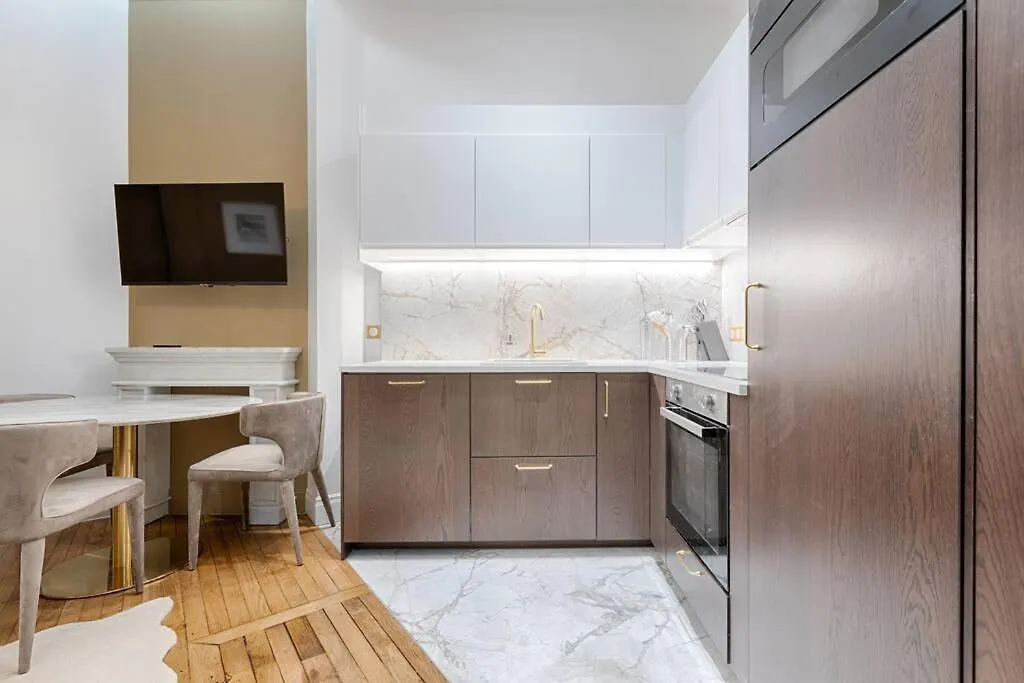 Mykeypers Luxury Parisian Flat - Heart Of *